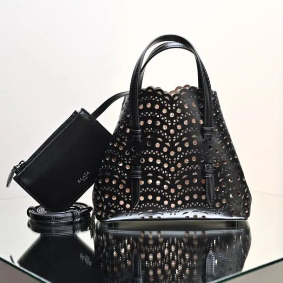Burberry Black 18x12cm shoulder bag AAA Quality Replica
