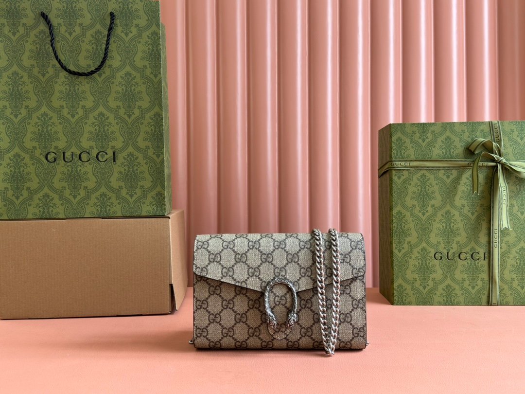 Gucci GG Marmont GG Supreme canvas 20 13 5 4cm crossbody everyday