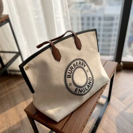 Burberry Brown shoulder bag AAA Quality Replica