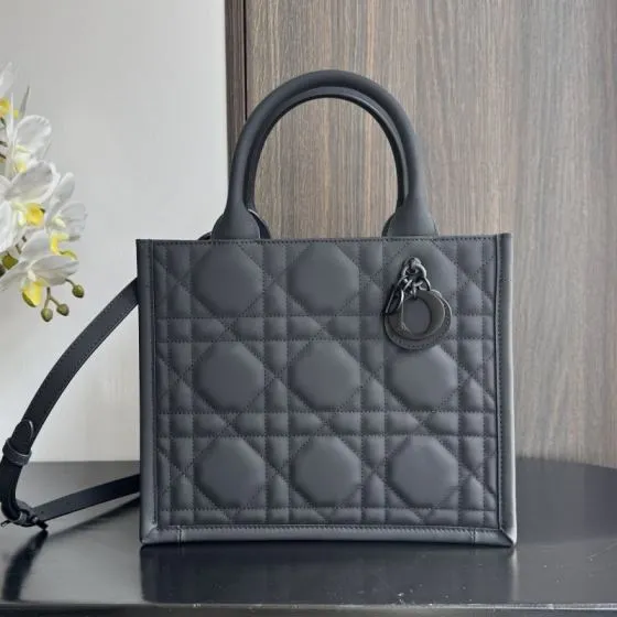 Dior Lady Black shoulder Premium Replica