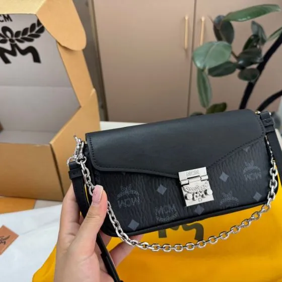 MCM Monogram 18x12cm shoulder bag 1 1 Replica