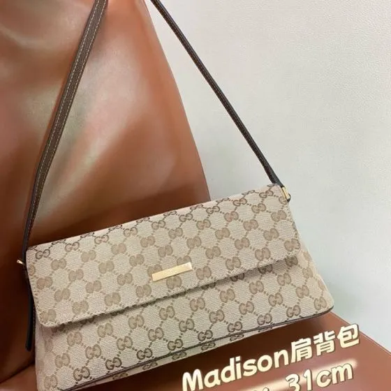 Gucci Madison Beige GG Supreme 31cm shoulder Premium Replica