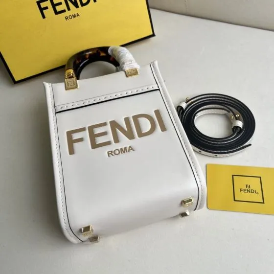 Fendi shoulder bag 1 1 Replica