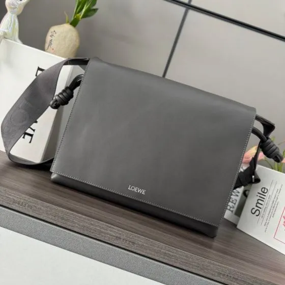Loewe Gray shoulder bag 1 1 Replica