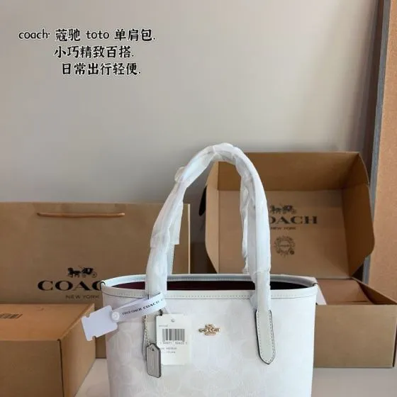 Coach White 25x18x10cm shoulder bag AAA Quality Replica
