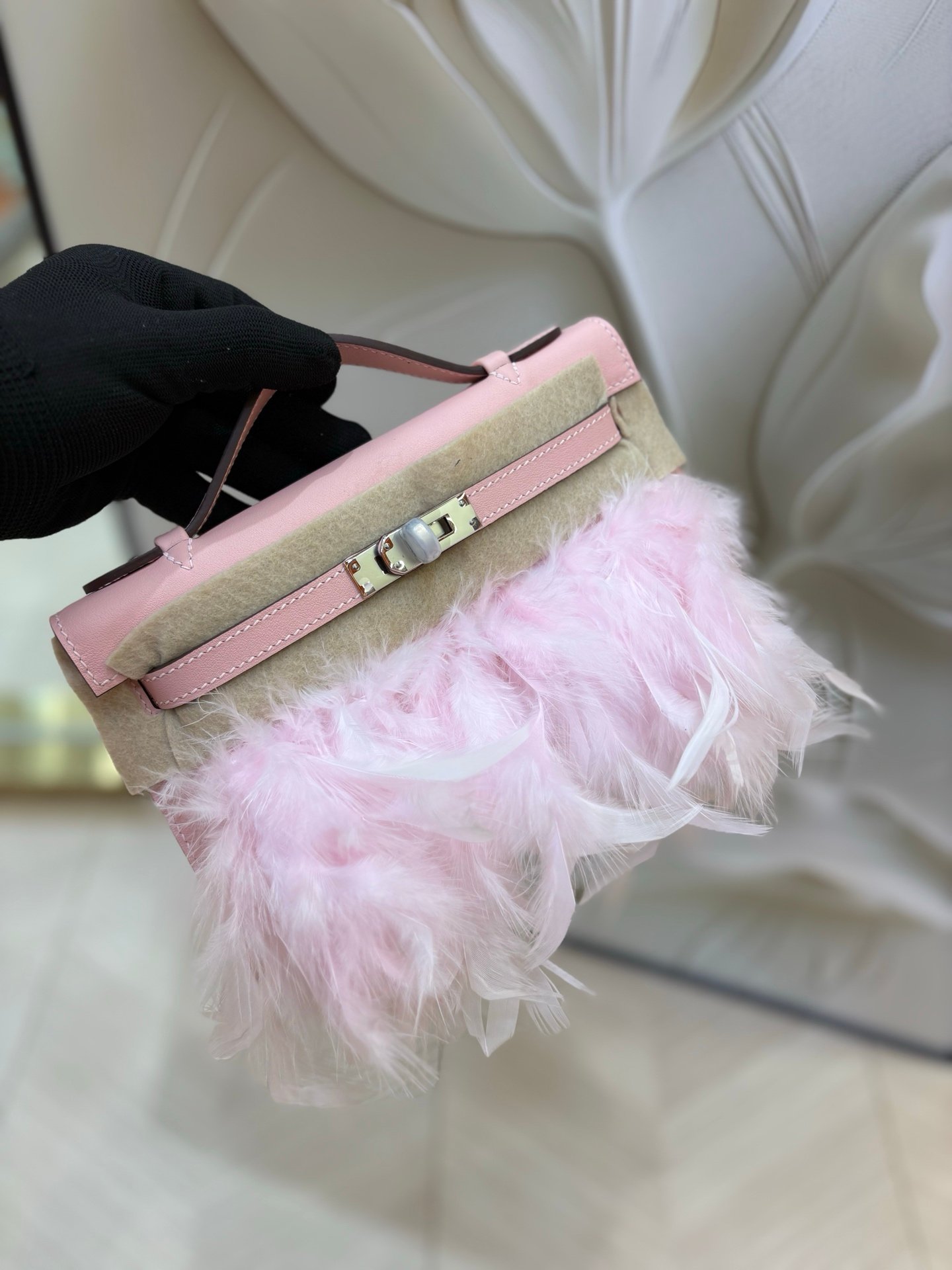 Hermes Kelly Pink Beige Feather mini evening everyday