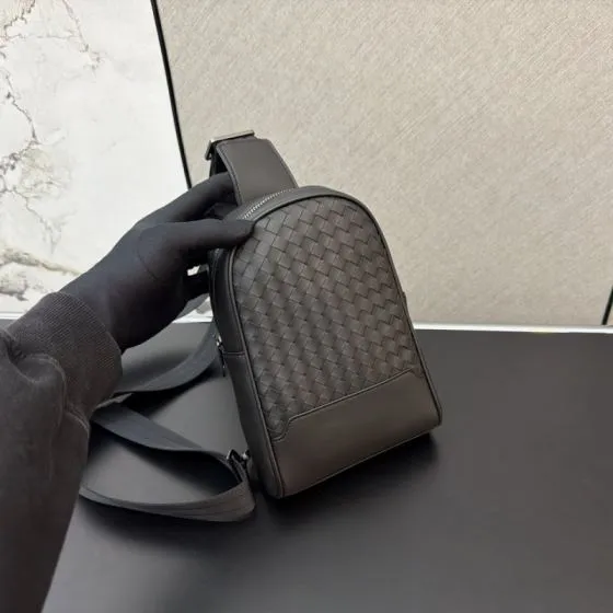 Bottega Veneta Gray 25x18x10cm shoulder bag 1 1 Replica