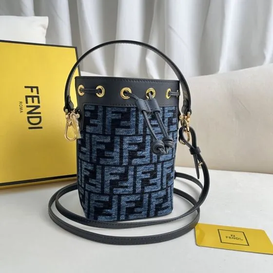 Fendi shoulder bag 1 1 Replica
