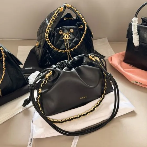 Loewe Black shoulder bag Premium Replica