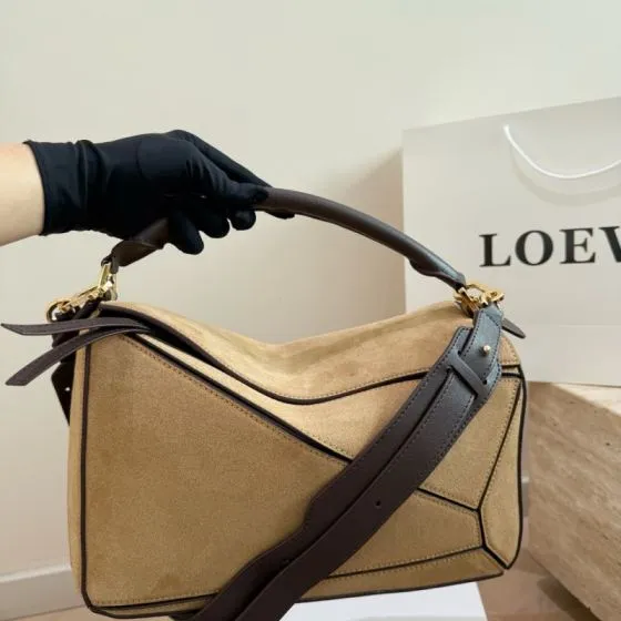 Loewe Brown shoulder bag 1 1 Replica