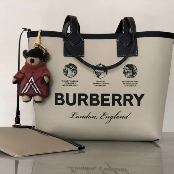Burberry Black shoulder bag AAA Quality Replica