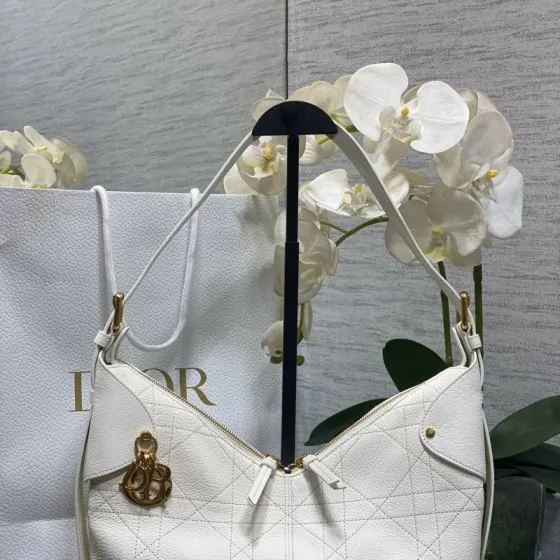 Dior Voyage White everyday AAA Quality Replica