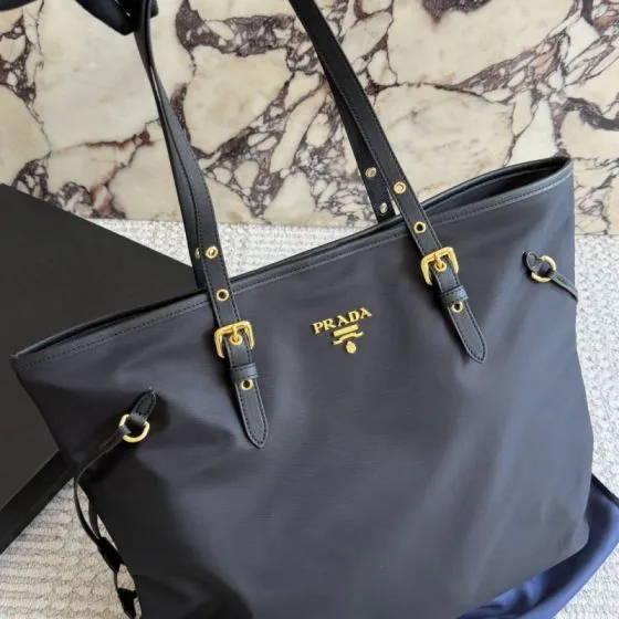 Prada Black 40x30x16cm shoulder bag Premium Replica