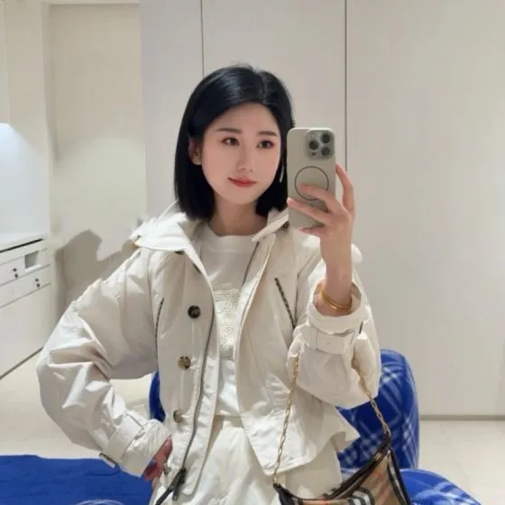 Burberry Beige 18x12cm shoulder bag Premium Replica