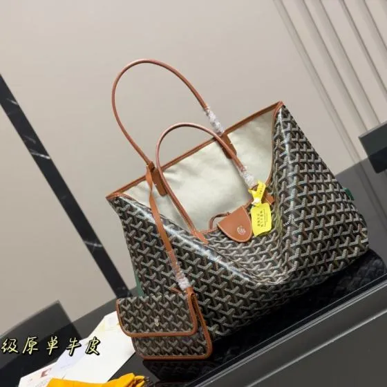 Goyard Black shoulder bag Top Quality Replica