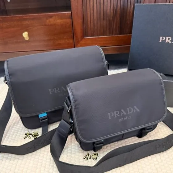 Prada Black 25x18x10cm shoulder bag Premium Replica
