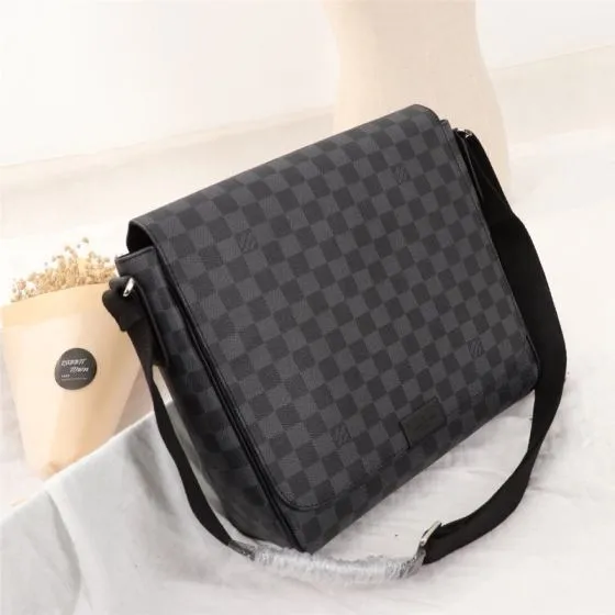 Louis Vuitton Damier Graphite 33x27x9cm crossbody Top Quality Replica