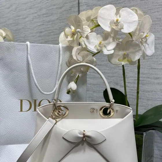 Dior White everyday 1 1 Replica