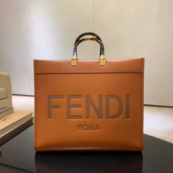 Fendi Brown 30x22x12cm shoulder bag AAA Quality Replica