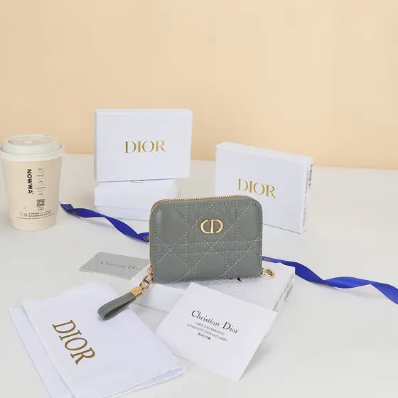 Dior S5304UTZQ M928 TU Gray crossbody 1 1 Replica