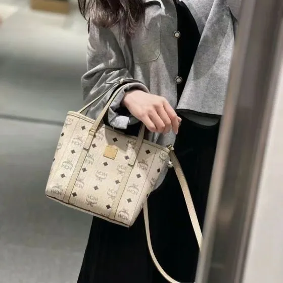 MCM Toni Visetos 19x16cm shoulder bag AAA Quality Replica