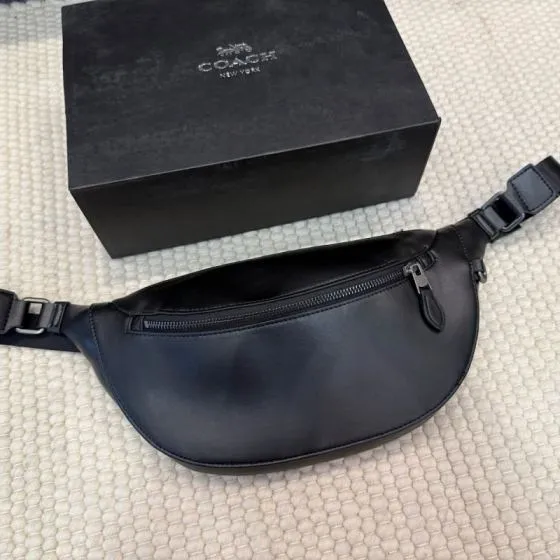 Coach Black shoulder bag Top Quality Replica