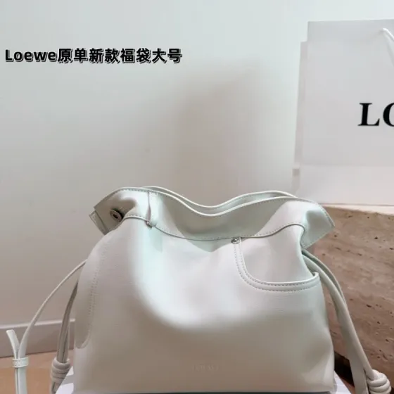 Loewe White 40x30x16cm shoulder bag Top Quality Replica