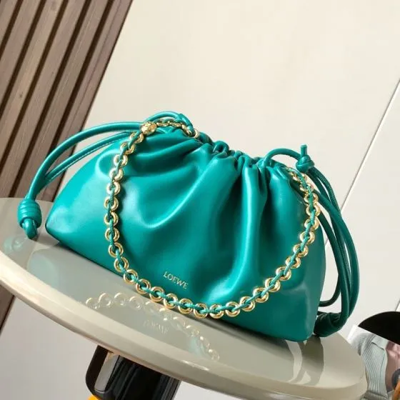 Loewe Lambskin 18x12cm shoulder bag 1 1 Replica