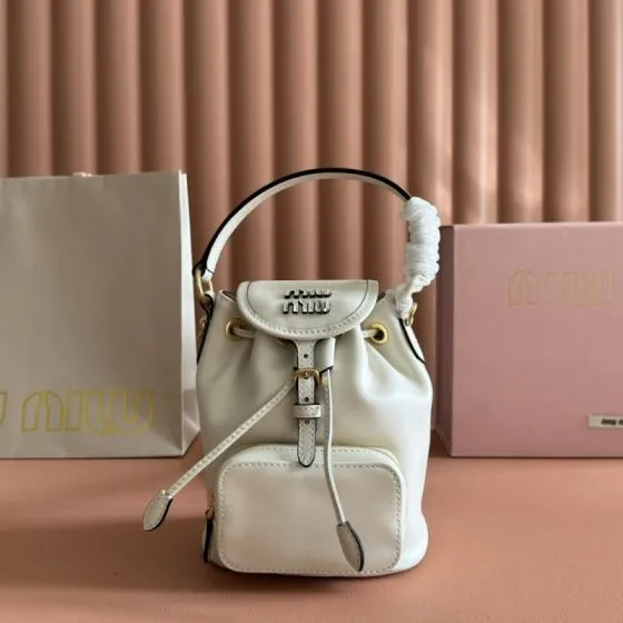 Miu Miu White 18x12cm shoulder bag Top Quality Replica
