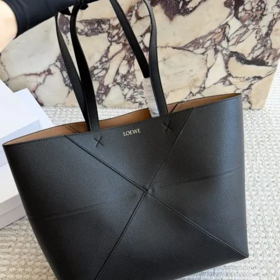 Loewe Black 40x30x16cm shoulder bag Premium Replica