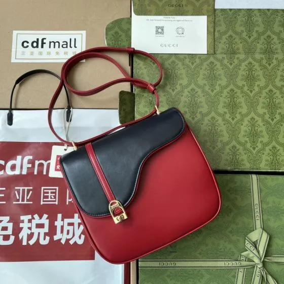 Gucci Red and Black shoulder 1 1 Replica