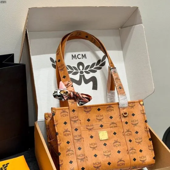 MCM Monogram 25x18x10cm shoulder bag Premium Replica