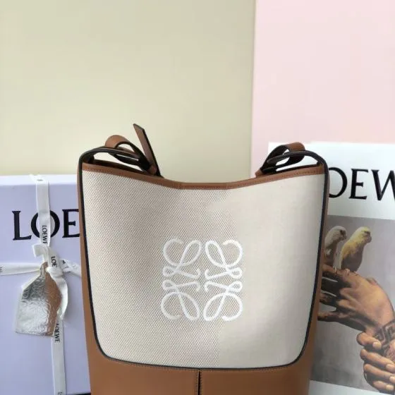 Loewe Beige shoulder bag AAA Quality Replica