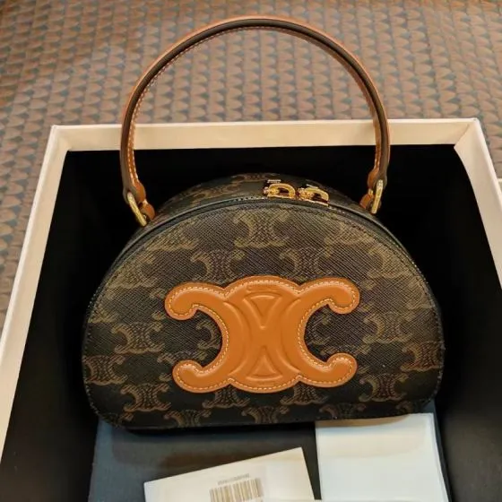 Celine shoulder bag 1 1 Replica