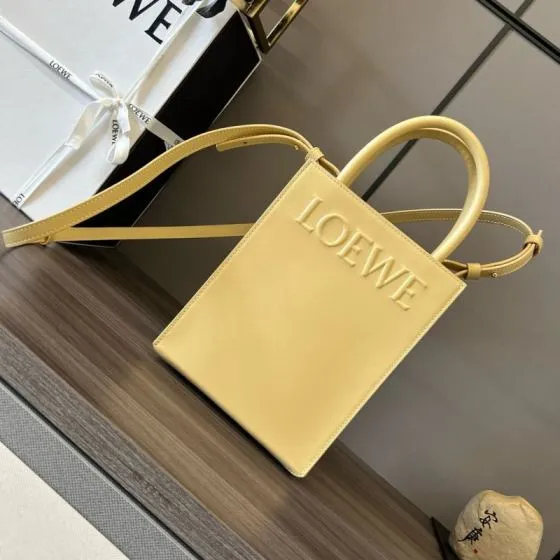 Loewe 18x12cm shoulder bag Top Quality Replica