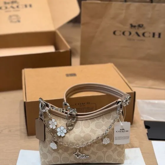 Coach Beige 25x18x10cm shoulder bag AAA Quality Replica