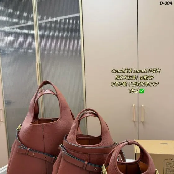 Coach Black shoulder bag Top Quality Replica
