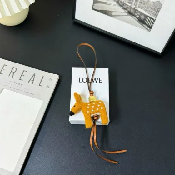 Loewe Gold shoulder bag 1 1 Replica