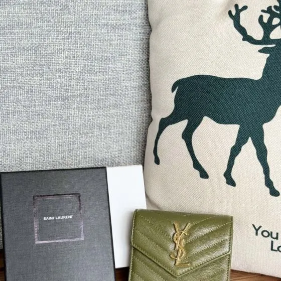 Saint Laurent Monogram Olive Green wallet — Premium Replica