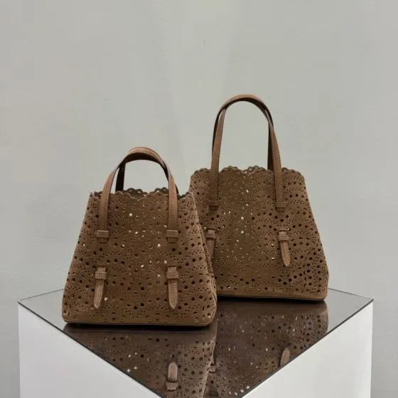 Burberry Brown shoulder bag 1 1 Replica