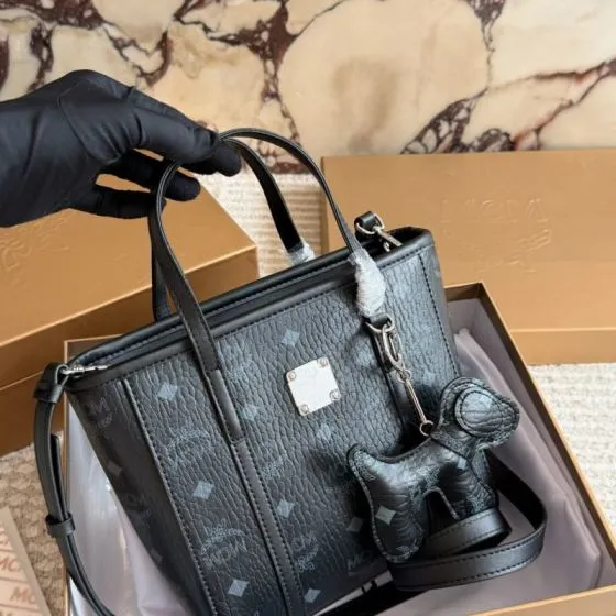 MCM Toni Visetos 19x16cm shoulder bag 1 1 Replica