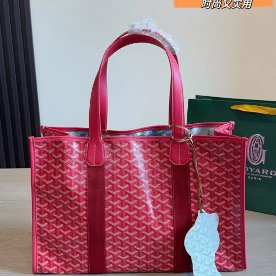 Goyard Red shoulder bag Top Quality Replica