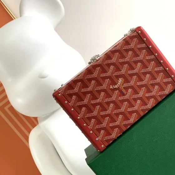 Goyard Red shoulder bag Premium Replica