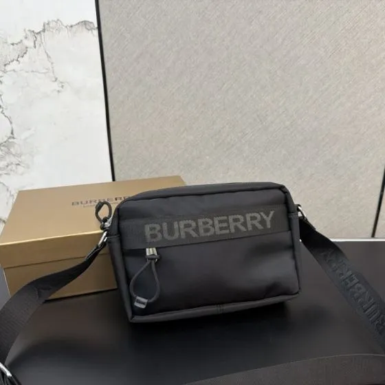 Burberry Black shoulder bag Top Quality Replica