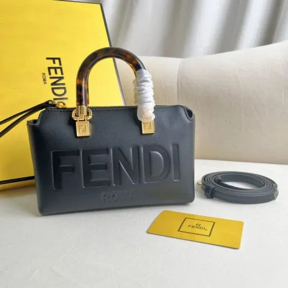 Fendi shoulder bag Premium Replica