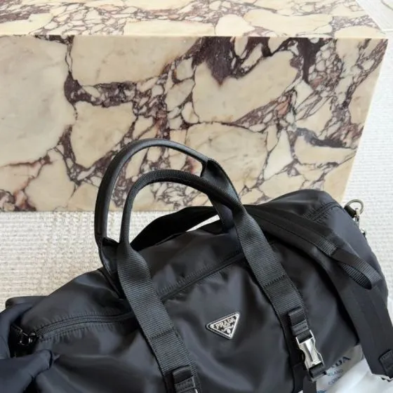 Prada Black shoulder bag Top Quality Replica