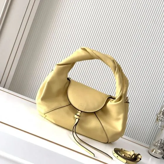 Fendi 25x18x10cm shoulder bag — Top Quality Replica