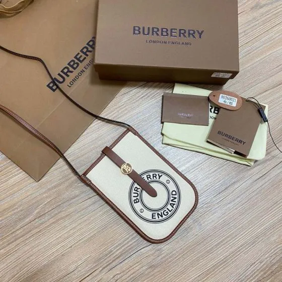 Burberry Brown 18x12cm shoulder bag AAA Quality Replica