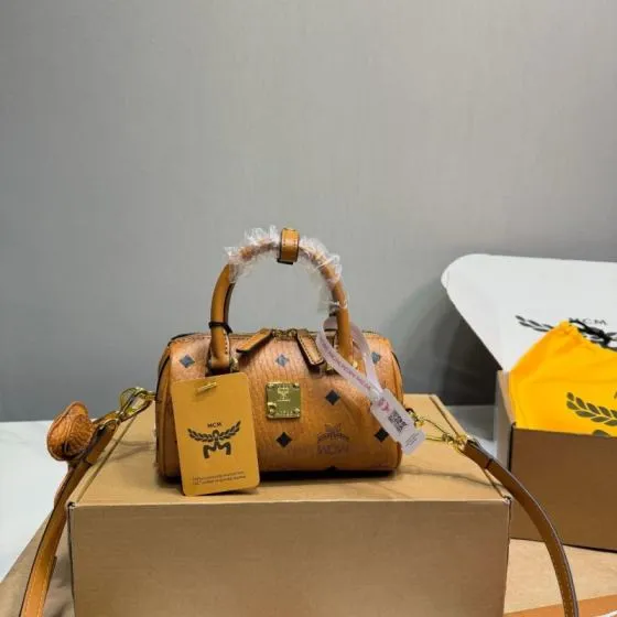 MCM Visetos 18x12cm shoulder bag AAA Quality Replica