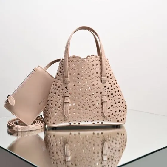 Burberry Beige 25x18x10cm shoulder bag Premium Replica